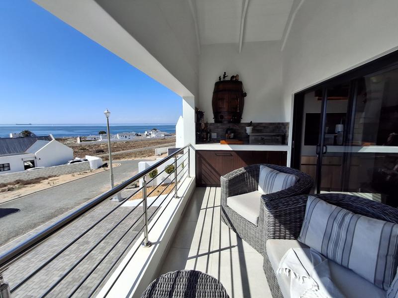 4 Bedroom Property for Sale in Da Gama Bay Western Cape